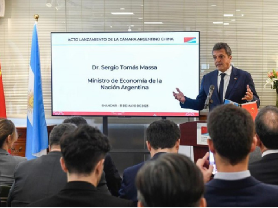 Massa anunció que el país podrá comercializar en yuanes con China: permitirá desdolarizar y cuidar las reservas