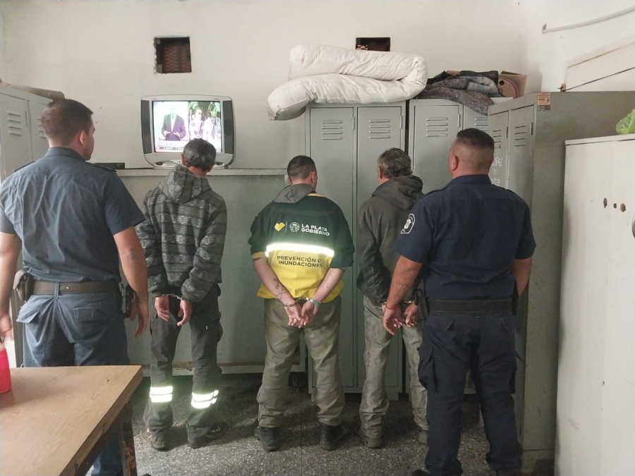 Tres hombres fueron detenidos por secuestrar y abusar de una menor en La Plata