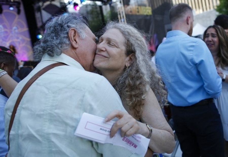 Despúes de la pandemia, se casaron 500 parejas a la misma vez