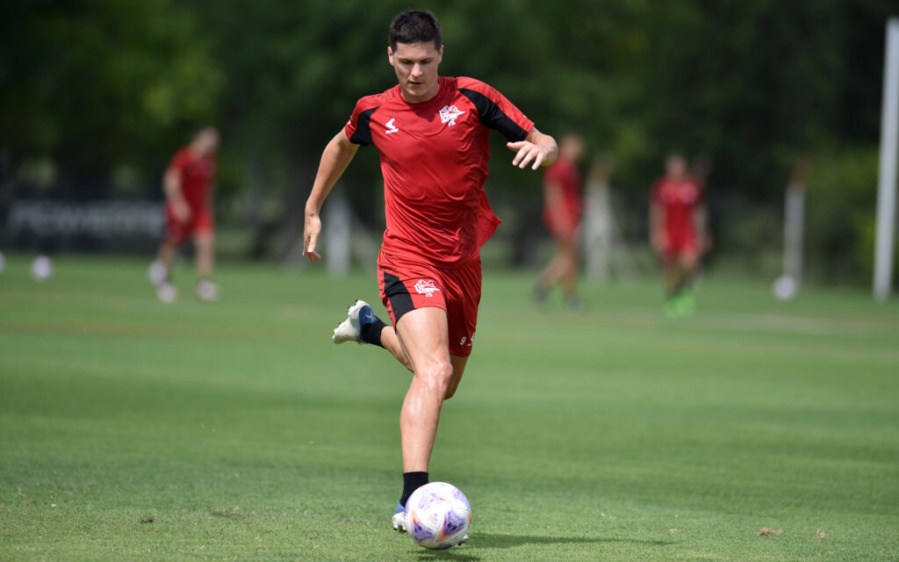 Con ausencias y dudas, Balbo pasó lista para visitar al Arse