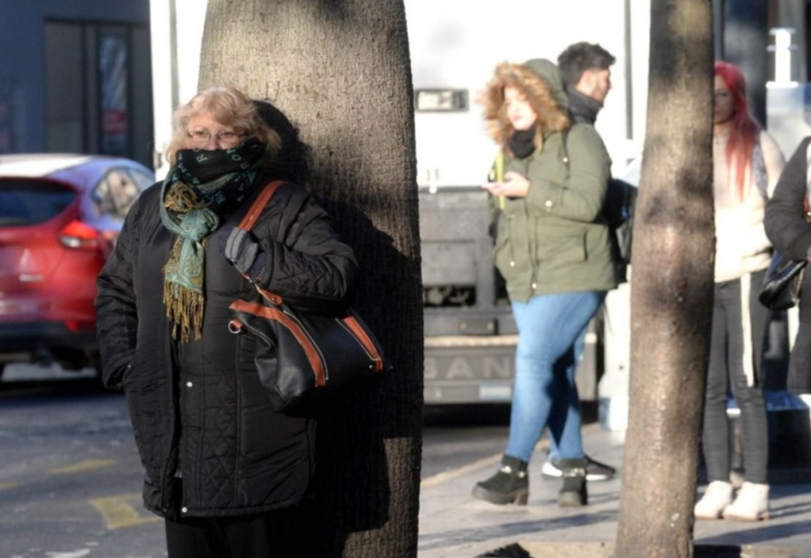 Pronostican el día más frío del año para este jueves en La Plata: qué cuidados tener en cuenta