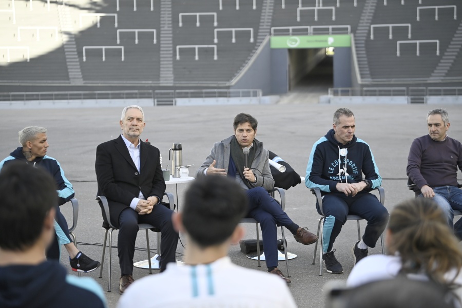 Con Alak, Kicillof anunció en La Plata que ampliará las becas para los atletas bonaerenses que irán a los Juegos Paralímpicos