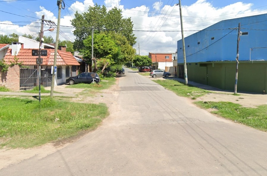 La noche de terror en una casa de Los Hornos: a punta de cuchilla y con amenazas de muerte