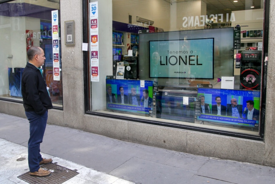 El Gobierno simplificará regulaciones para tratar de levantar la venta de electrodomésticos