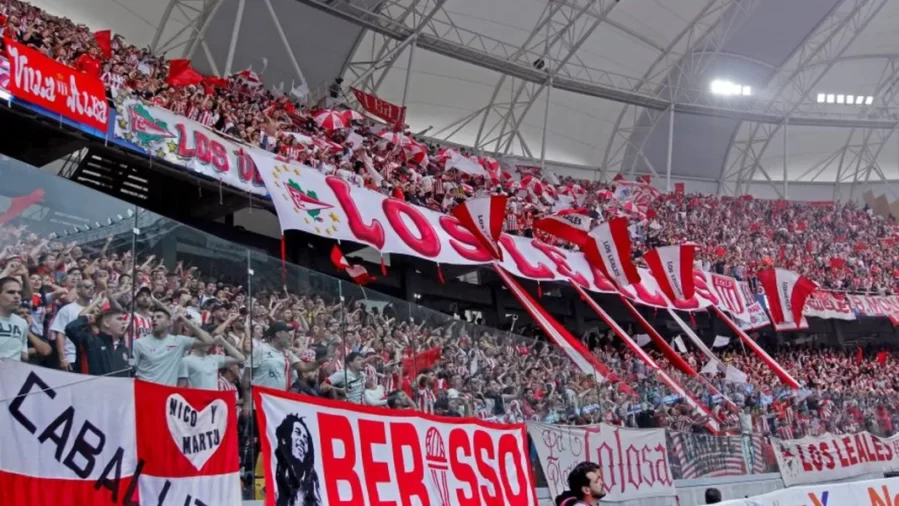 Se arma la caravana a Santiago: ¿Cómo seguirá la venta de entradas y qué medida tomó el club para ayudar al hincha?