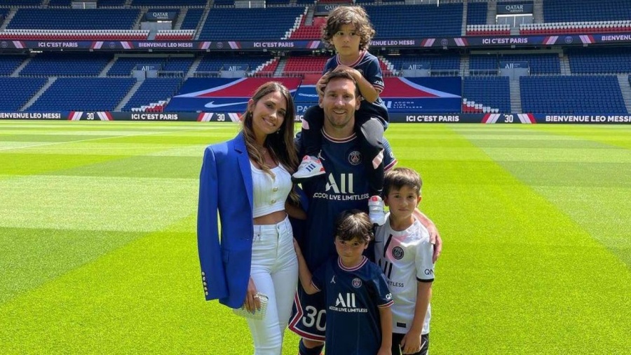 Lionel Messi y Antonela Roccuzzo celebraron el aniversario de la Revolución Francesa