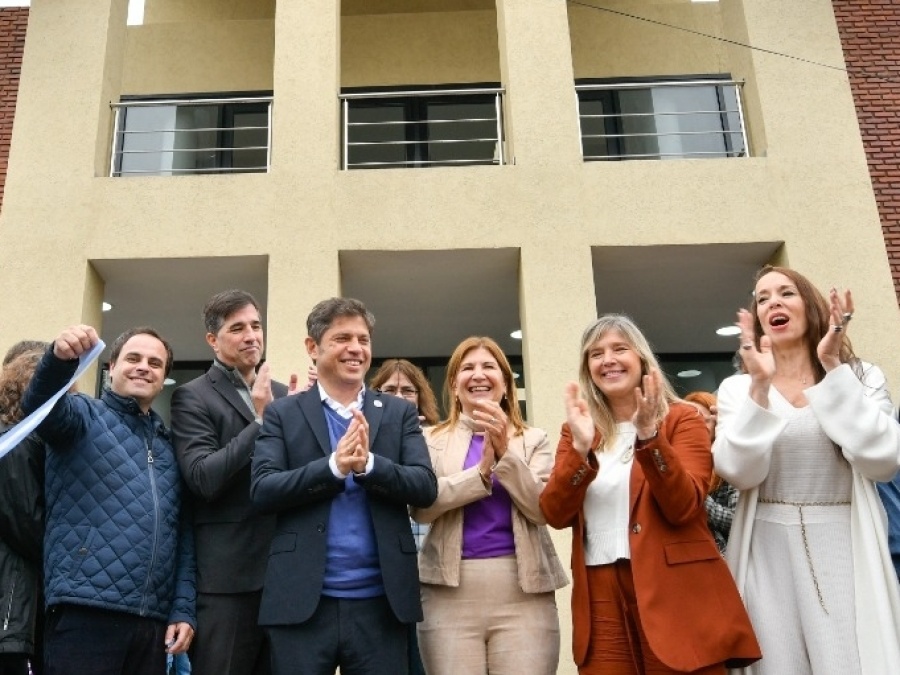 Kicillof plantó banderas también en el interior de la Provincia: ”Damos todas las batallas para llevar más justicia social”