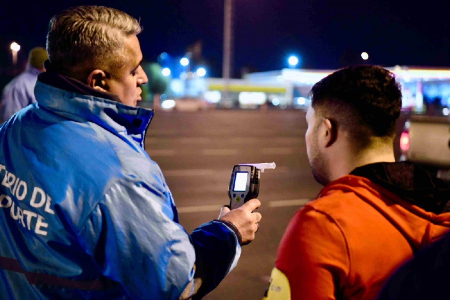 Alcohol Cero: Provincia detectó 75 casos positivos en un megaoperativo en la Autopista del Oeste