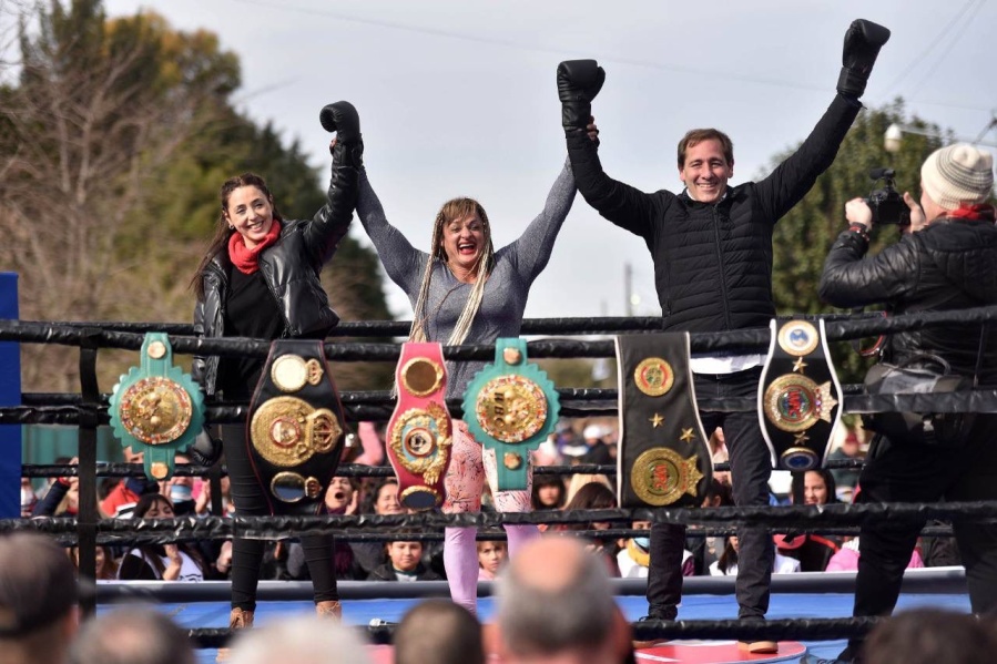 Garro y Julieta Quintero se pusieron los guantes: ”En este país, las soluciones están en su gente”