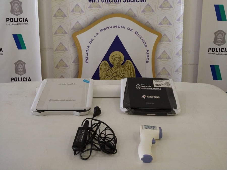 Atraparon a un auxiliar de La Plata por haberle robado a su escuela 46 computadoras del plan Conectar Igualdad