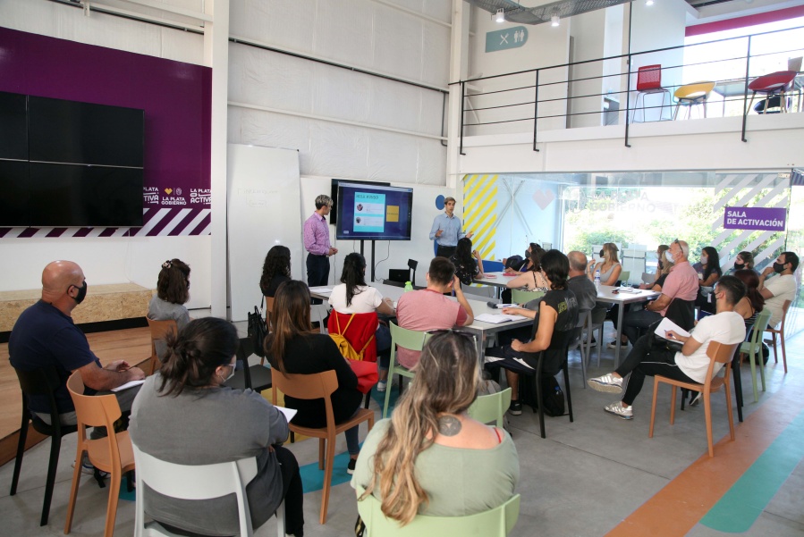 Redes sociales y tiendas online: Llegan nuevos cursos para emprendedores