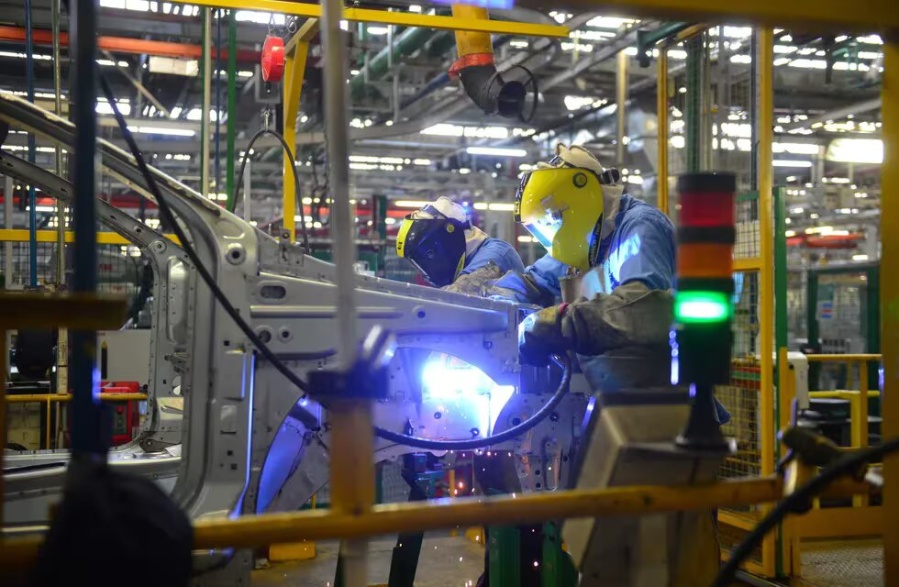 La economía cayó 1,7%, no encuentra piso y llegó a mínimos de la pandemia