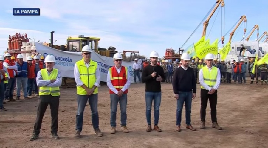 Se realizó la última soldadura del Gasoducto Néstor Kirchner: ”Permitirá ahorrar 2.000 millones de dólares en energía”