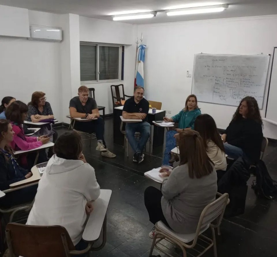 ”Desarmar para reconstruir”: La iniciativa platense que busca la reinserción de las personas que delinquen