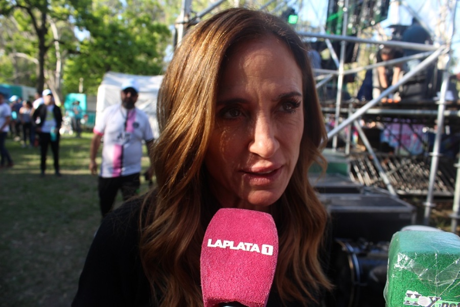 Tolosa Paz en el festival Argentina Florece en La Plata: ”Hoy el pueblo se encuentra con alegría, con baile”