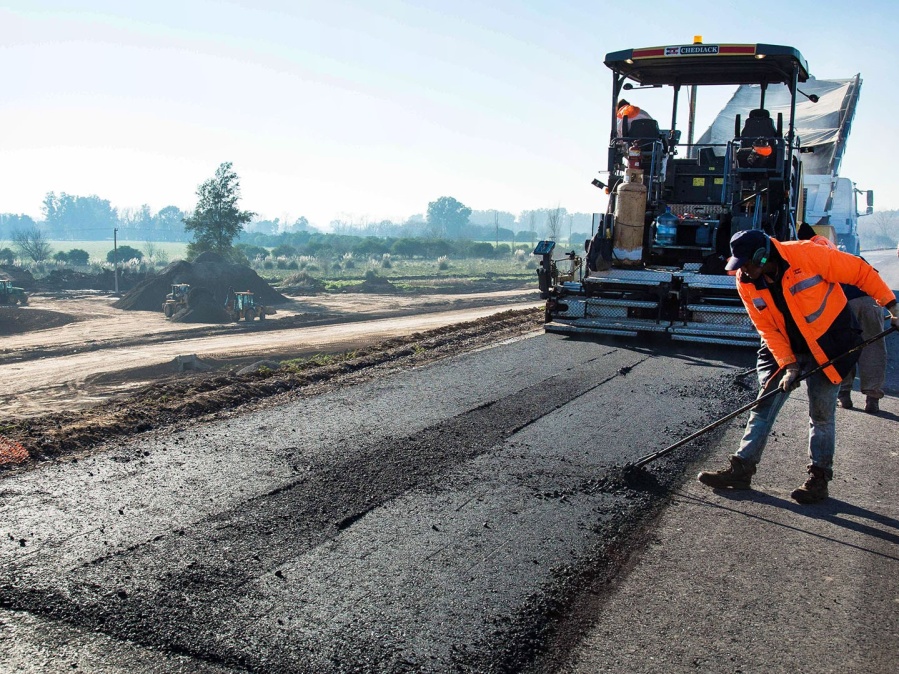 El Ministerio de Obras Públicas realizó un balance de gestión y comunicó que finalizó 4.434 obras en 23 provincias