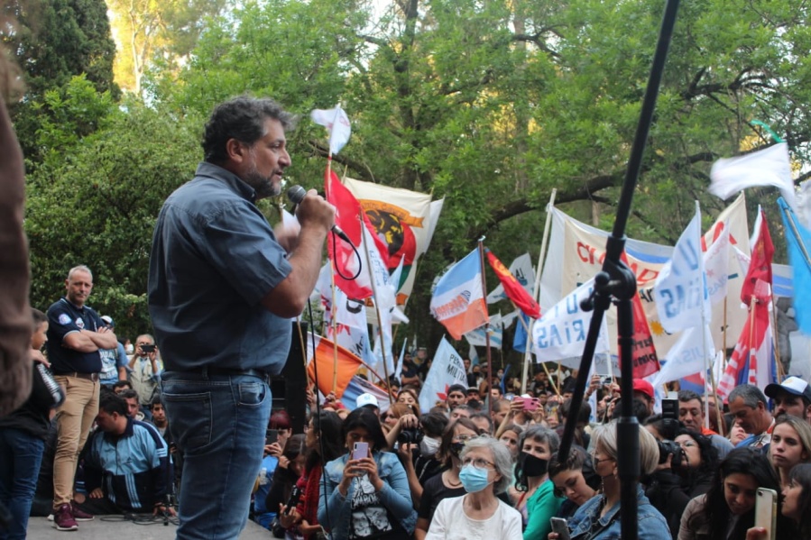 El Frente de Todos cerró su campaña en el Bosque de La Plata