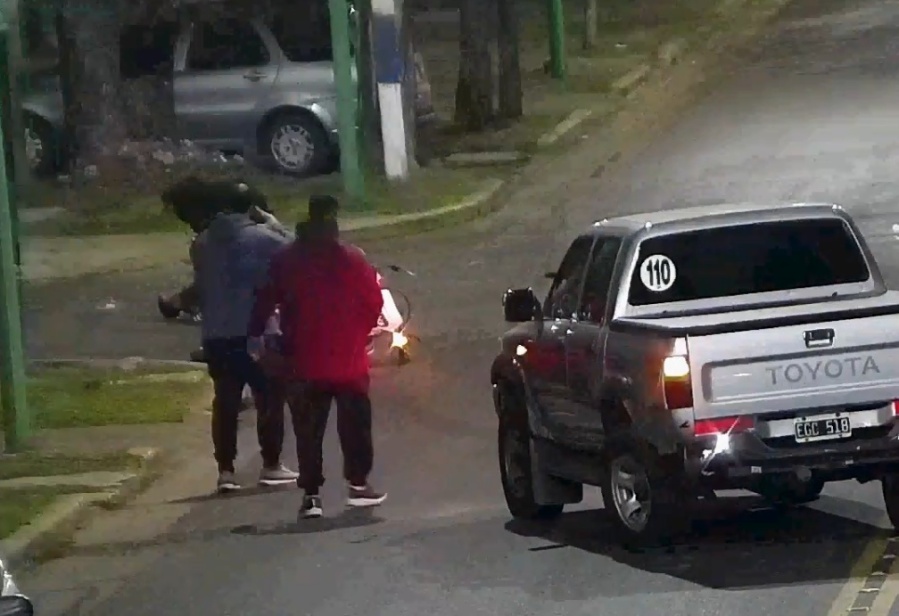 Tras el grave siniestro en Ensenada, ¿Cómo están los dos jóvenes que chocaron con su moto?