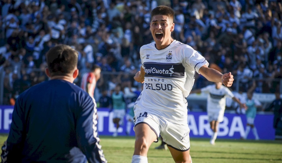 Bajo la lupa: los números de Benjamín Domínguez antes de su primer partido como titular