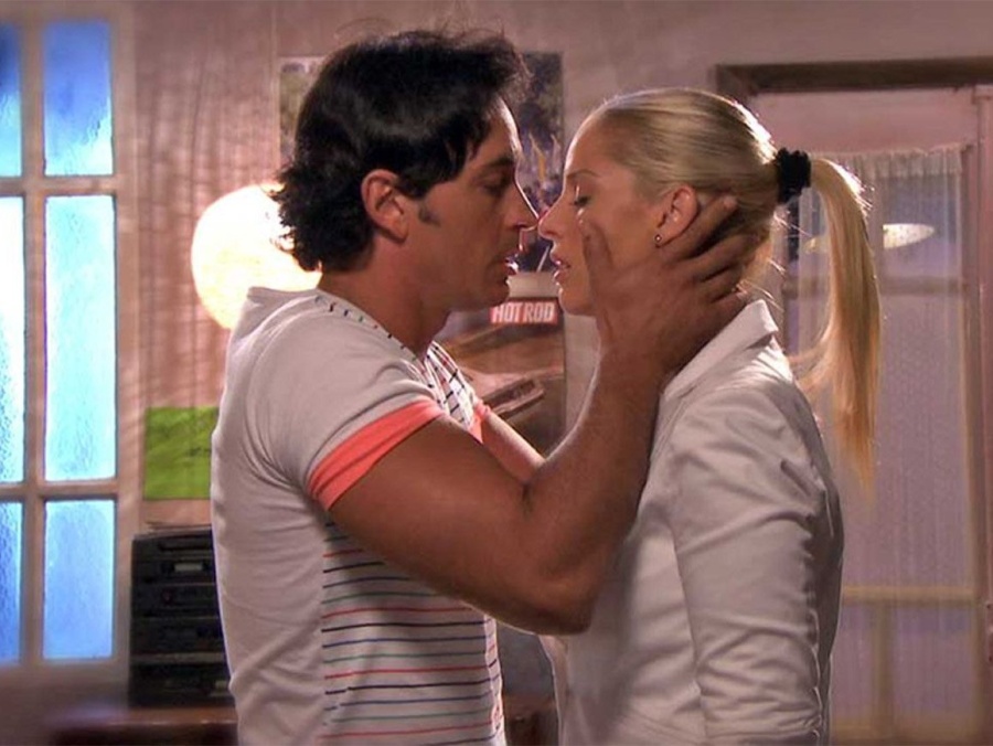 El tremendo encuentro que tuvieron Carina Zampini y Sebastián Estevanez a 12 años del estreno de Dulce Amor