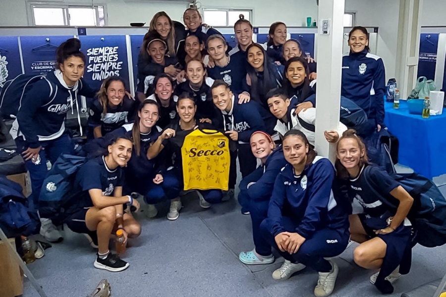 Llegó hace poco y ya se enamoró: ”Con Diego nos hicimos hinchas, no sé si otros clubes toman el Femenino con esta seriedad”