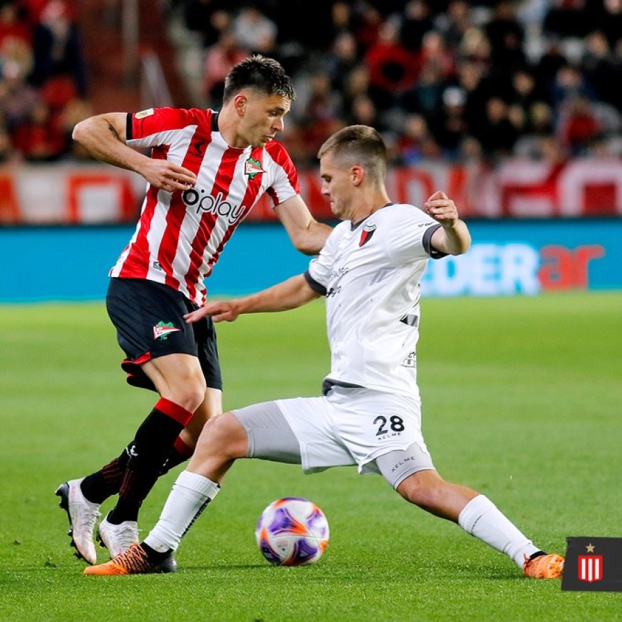 Colón vapuleó al Pincha en UNO y Zielinski renunció