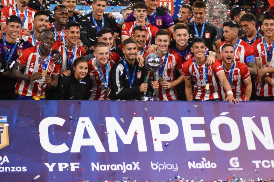 A un año del primer festejo en Santiago del Estero, un exfutbolista del Pincha hizo un pedido y los hinchas deliraron 