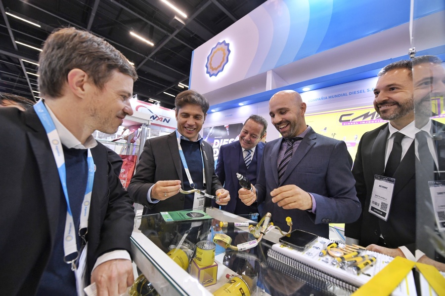 Kicillof en Brasil: “26 de las 57 empresas argentinas que se presentaron en la feria son bonaerenses”