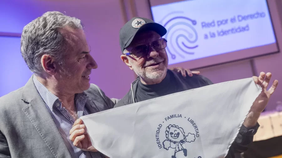 Abuelas de Plaza de Mayo lanza una campaña de búsqueda de nietos en Uruguay