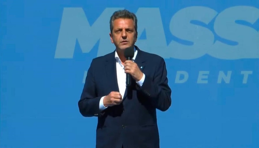 Massa reiteró el llamado a la unidad nacional: ”El 10 de diciembre empieza una etapa nueva, es el futuro de nuestros hijos”