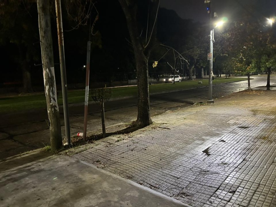 Vecinos de Parque Saavedra reclaman iluminaria en la zona