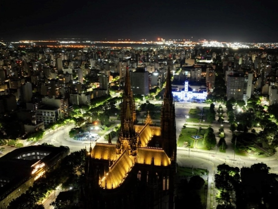 Los mitos que siempre existieron en La Plata: El hombre lobo, las monjitas de Berisso y los túneles de la ciudad