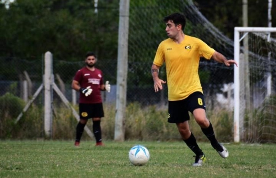 Un joven platense tuvo que dejar de perseguir su sueño por una enfermedad pero se las arregló para seguir