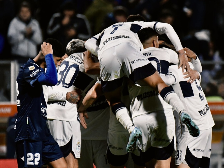 El entorno de una de las figuras del Lobo presiona para que sea vendido y se confirmó una nueva salida