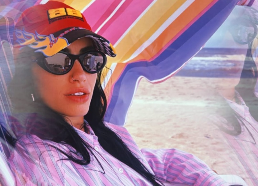 Lali Espósito mostró su lookazo para disfrutar de sus vacaciones en la playa