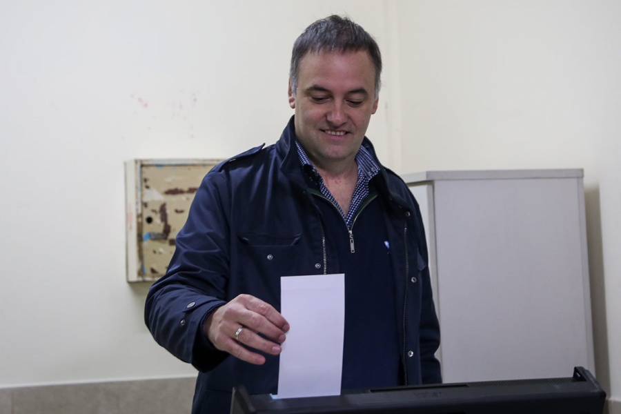 Elección legislativa porteña: Manuel Adorni se impuso y Leandro Santoro quedó segundo