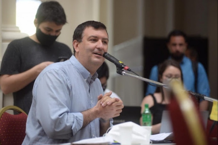 Ariel Archanco realizó un pedido para que reabra la atención al público en Camuzzi Gas Pampeana en La Plata