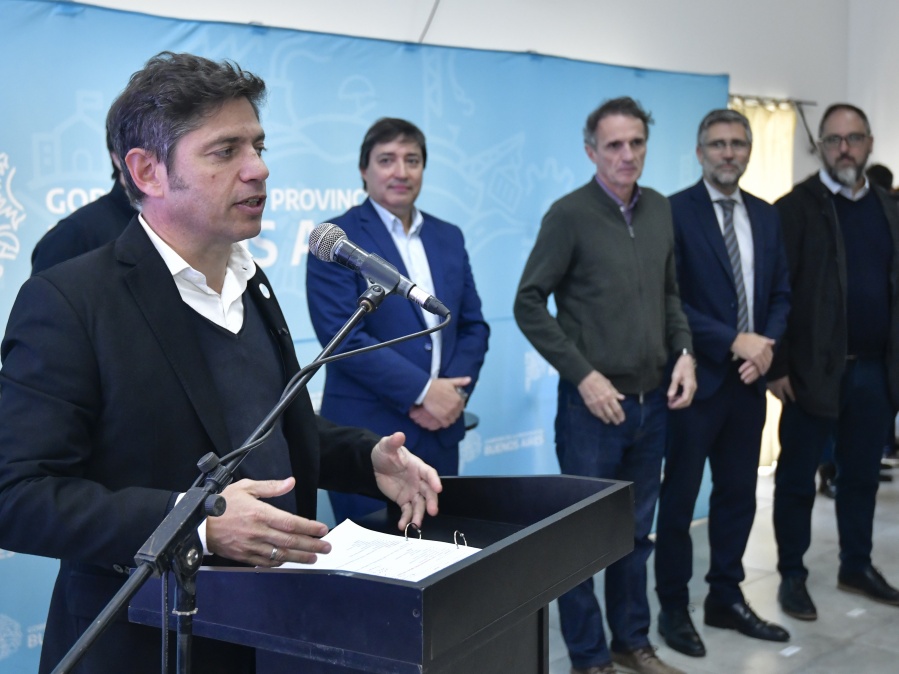 Kicillof: “Mientras el Gobierno nacional se dedica a la especulación financiera, nosotros damos respuestas los bonaerenses”