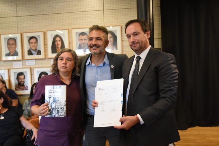 El libro “Madres de Plaza de Mayo filial La Plata” ya es de interés Municipal y Cultural