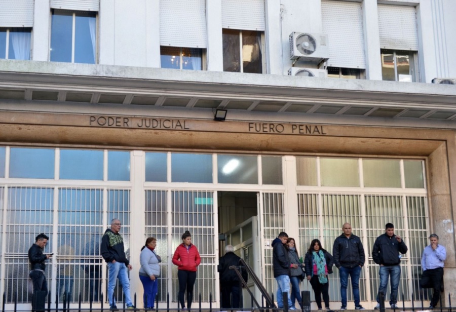 Empezó el juicio contra el remisero acusado de matar al novio de su expareja en La Plata