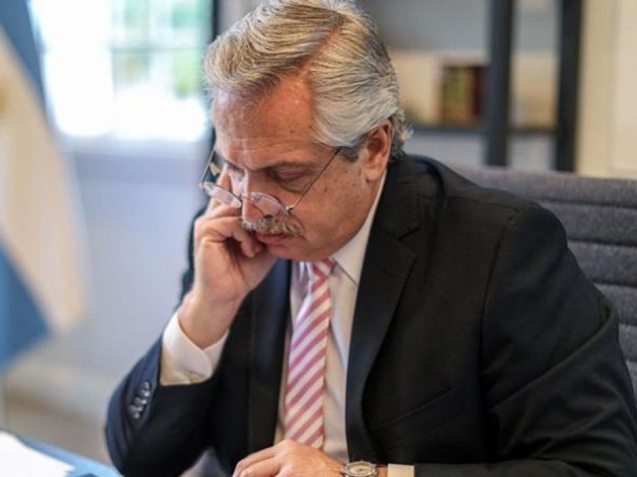Alberto Fernández suspendió sus visitas y mantuvo su agenda dentro de Olivos