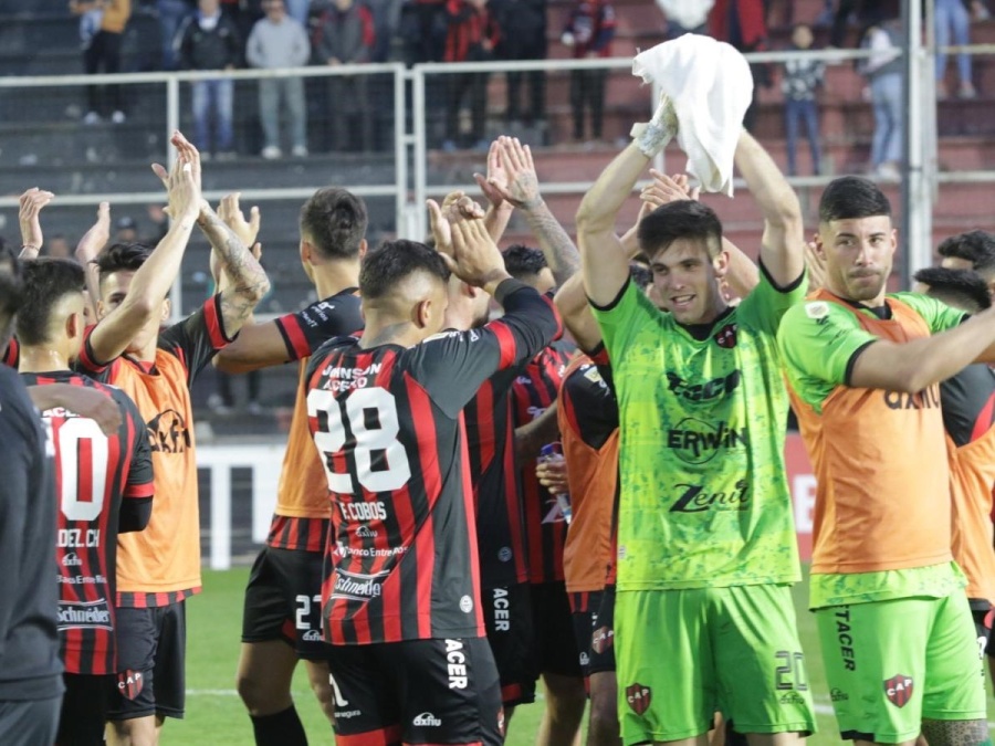 Gimnasia y Estudiantes compiten por quedarse con un jugador