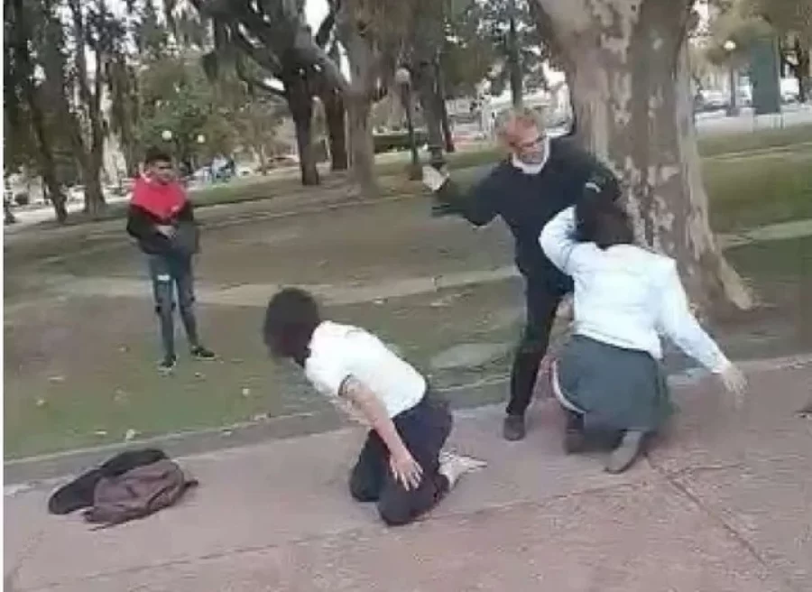 Una nueva pelea entre alumnos de un colegio platense