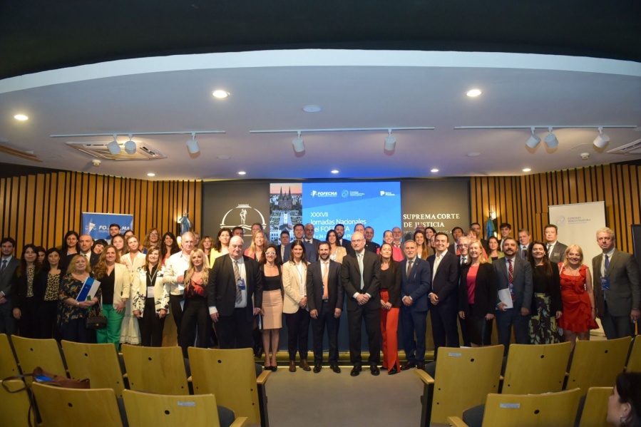 La Plata fue sede de una jornada clave para mejorar los Consejos de la Magistratura con líderes y expertos de todo el país