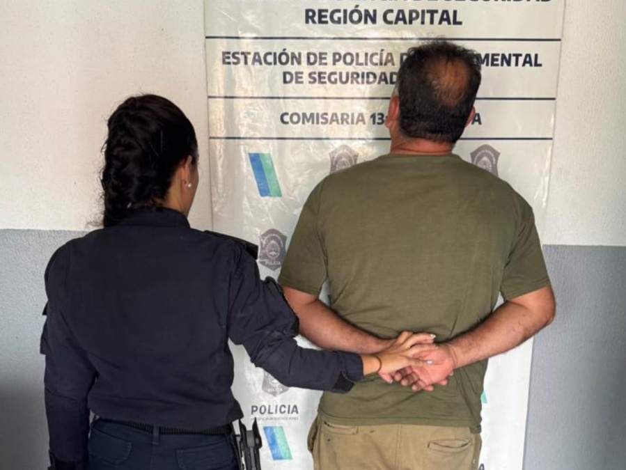 Tres personas detenidas por intento de usurpación en Gonnet: cortaban el pasto para apoderarse del terreno