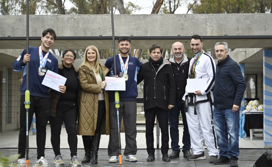 Kicillof y Secco inauguraron en Ensenada dos complejos culturales y deportivos, y la ampliación de una unidad sanitaria