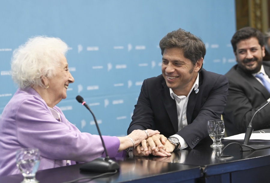 Kicillof puso en marcha la Unidad Provincial Especializada para continuar la búsqueda de desaparecidos de la última dictadura