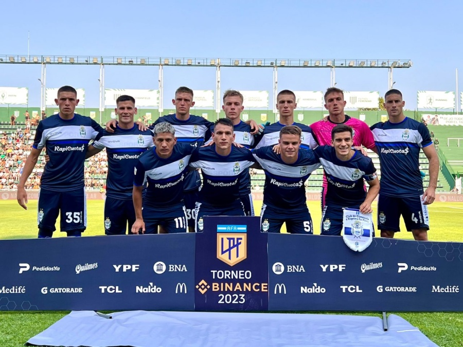 El plantel de Gimnasia emitió un comunicado: ”Las denuncias son falsas y decidimos expresar nuestro descontento”