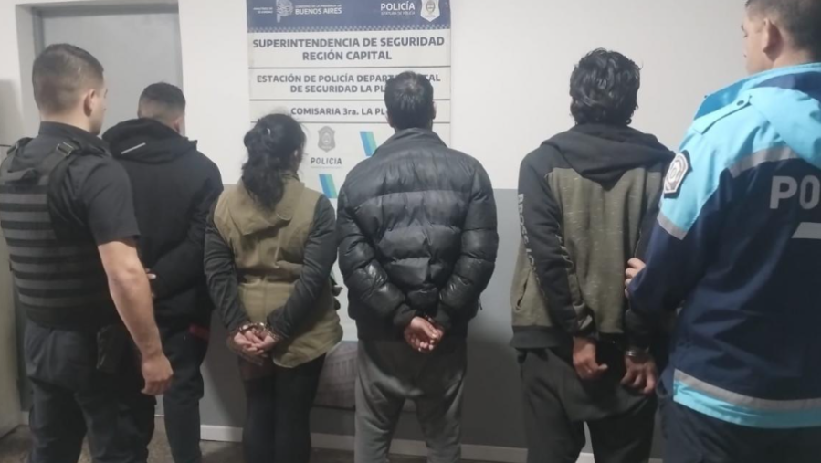 Detuvieron a cuatro personas por intentar robar una vivienda en Los Hornos