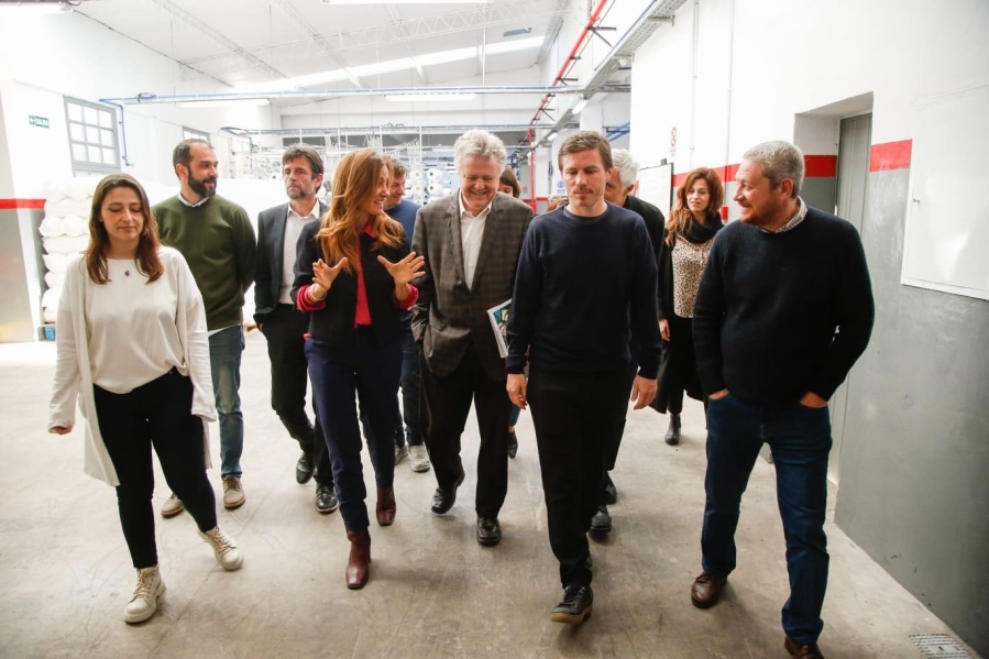 Victoria Tolosa Paz recorrió una pyme recuperada en Vicente López